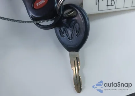 2001 Dodge Grand Caravan Es z USA, uszkodzony, nr VIN 2B8GP54LX1R107779